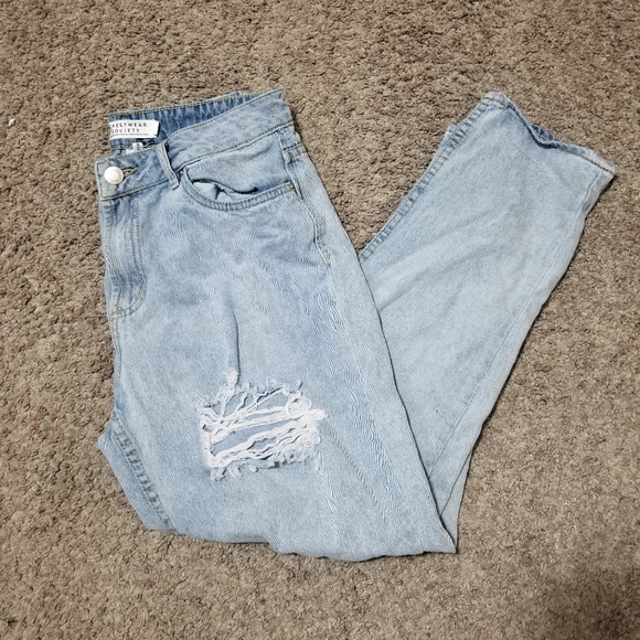 Ripped Jeans